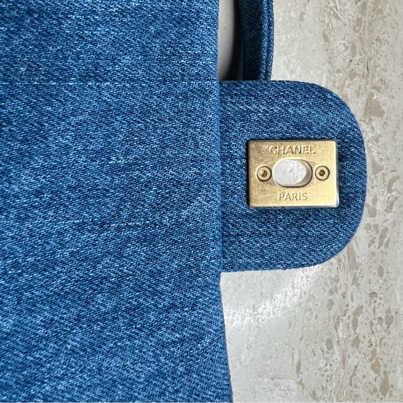 Chanel 22P printed denim flap bag medium (2022) - Picture 6 of 7